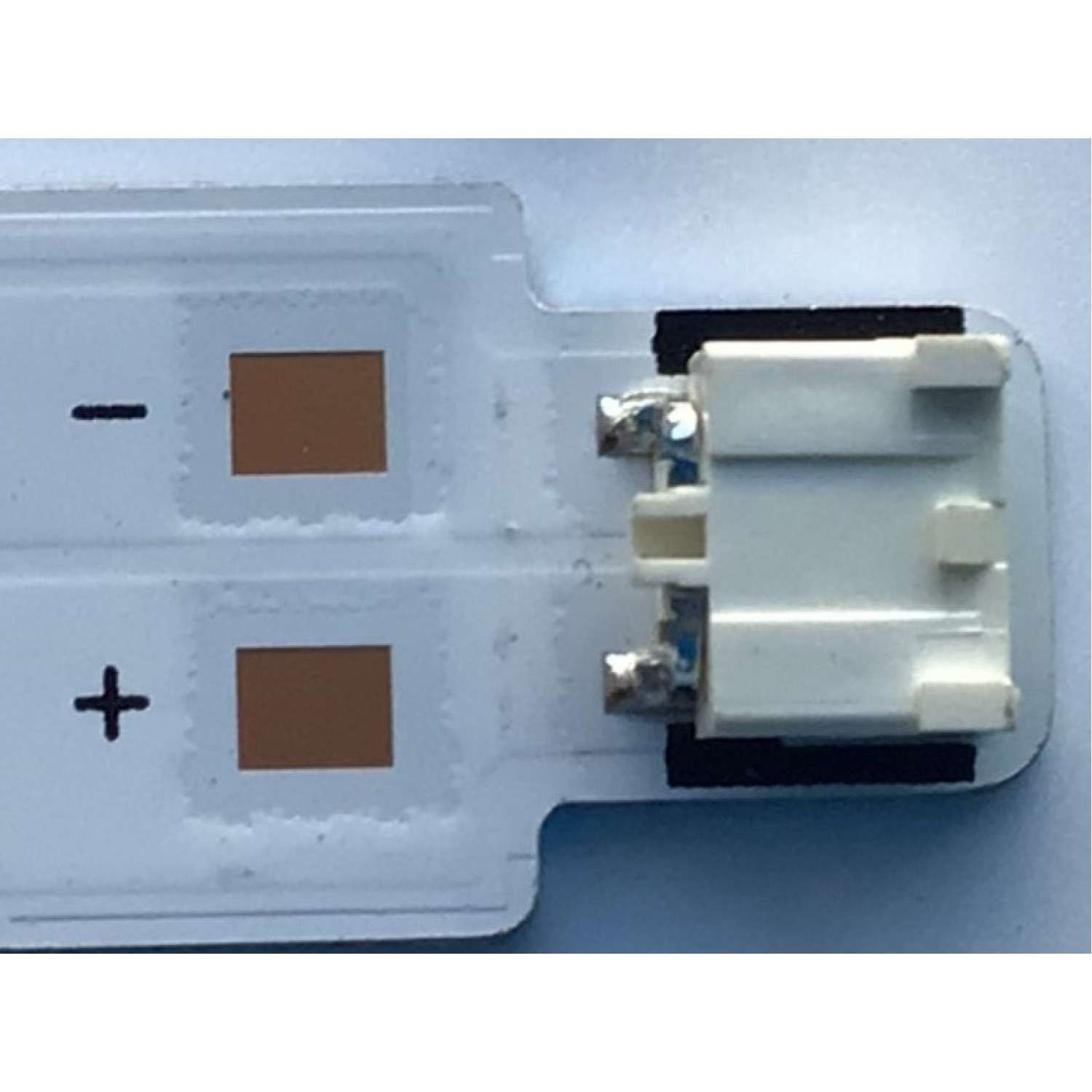 KIT DE LED'S PARA TV SAMSUNG (8 PIEZAS) / NUMERO DE PARTE SVC580A23 / BN96-50458A / BN96-50459A / SVC580A23_L / SVC580A23_R / PANEL CY-BT058HGCV1H / MODELOS UN58TU / UN58TU69 / GU58AU / GU58TU / UA58TU70 / UA58TU72 / UA58TU82 / MAS MODELOS EN DESCRIPCIÓN - Imagen 4